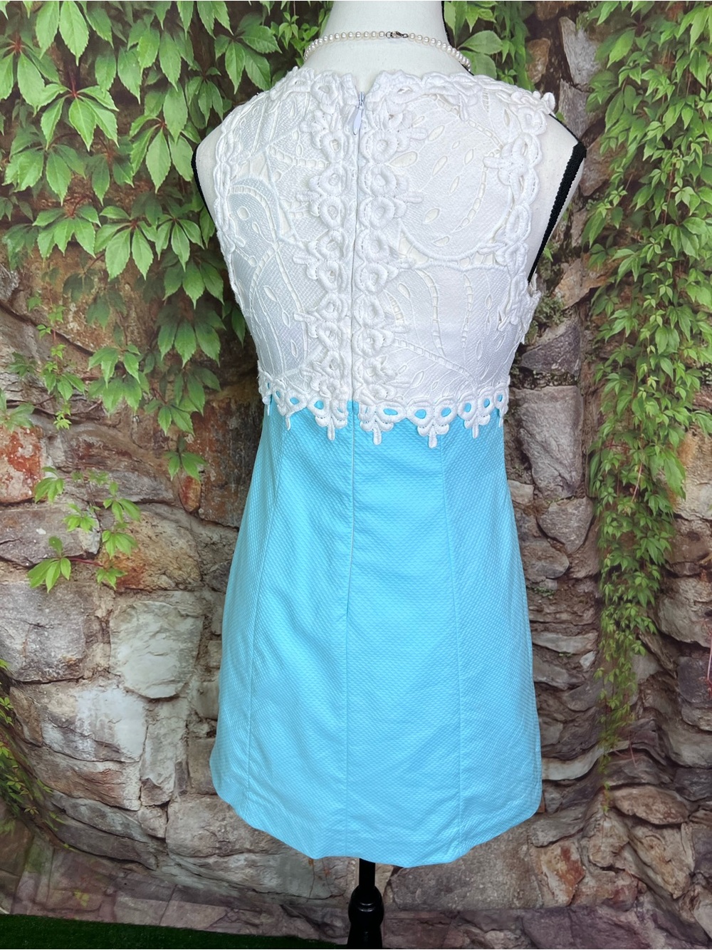 LILLY PULITZER Lace Topped Turquoise and White Sleeveless Tank Mini Dress, 0 - Picture 10 of 11